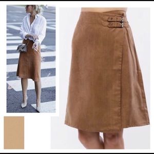 Chocolate Side-Buckle A-Line Skirt